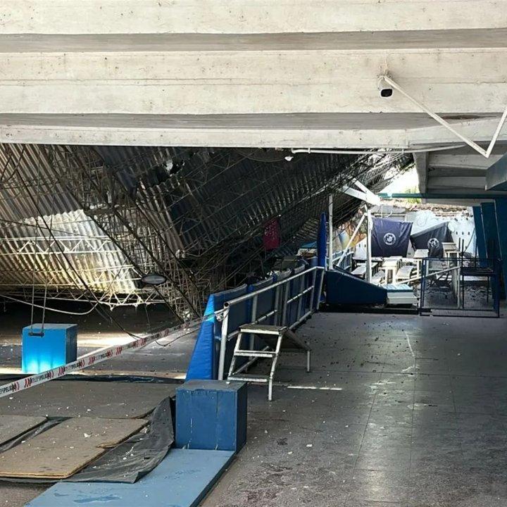 El presidente de Regatas llevoacute tranquilidad tras el derrumbe del estadio y confirmoacute la pronta reconstruccioacuten