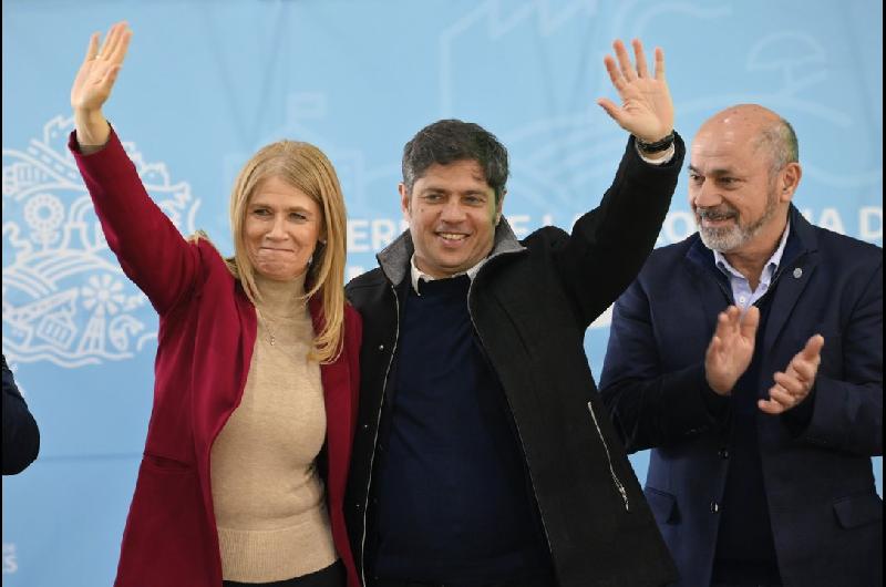 Kicillof en Ensenada- ldquoMientras Milei apuesta al egoiacutesmo nosotros respondemos con maacutes Estadordquo