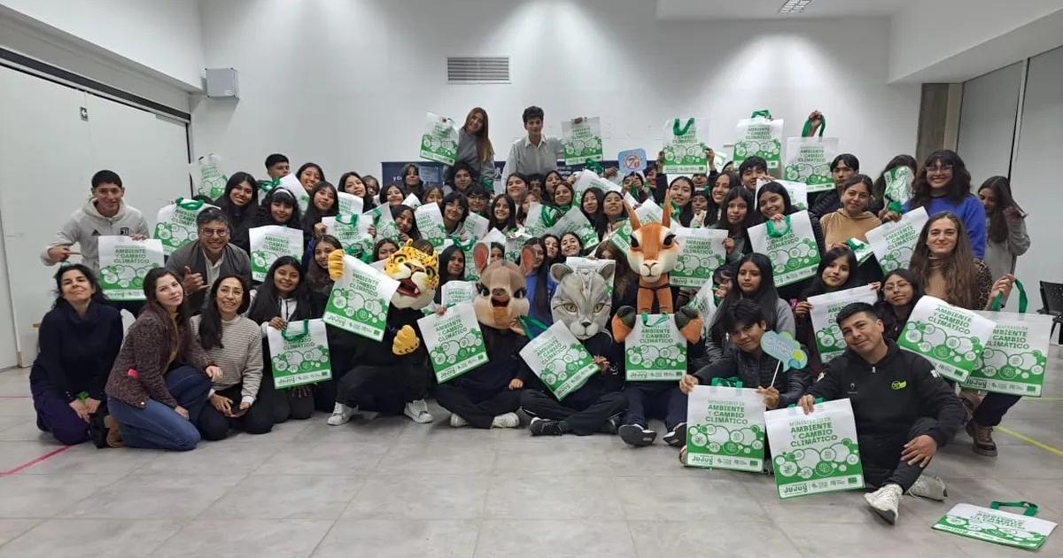 FNESostenible- el estudiantado jujentildeo comprometido con el cuidado del planeta