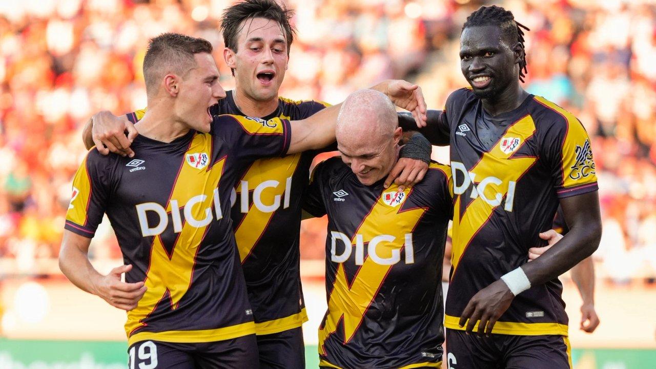 Rayo Vallecano y Villarreal debutaron con un triunfo en el inicio de La Liga