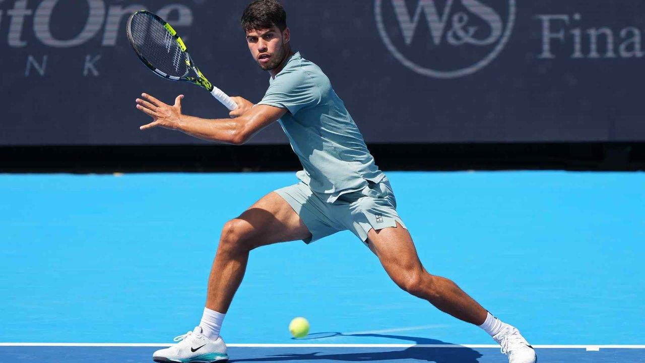 Alcaraz vencioacute a Rublev y alcanzoacute su 15deg triunfo consecutivo en Masters 1000