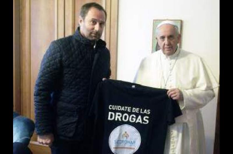 El cura Juan Carlos Molina seraacute candidato a diputado por el peronismo en Santa Cruz