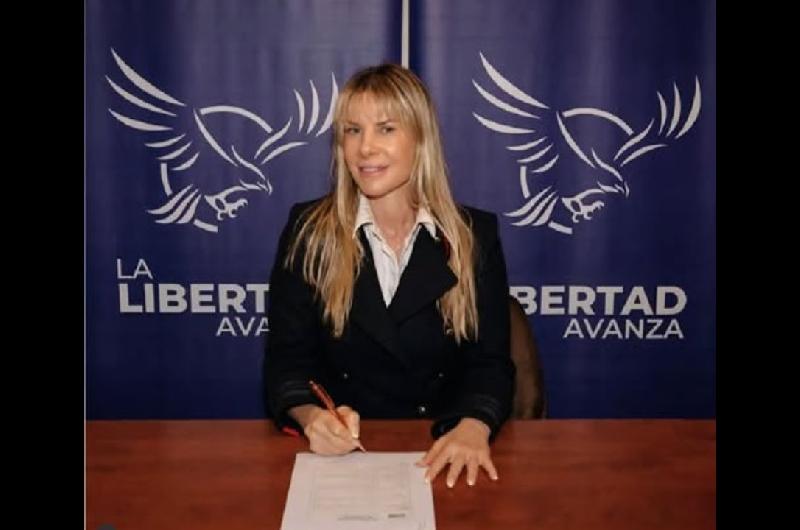 Karen Reichardt- ldquoTengo el honor y el orgullo de ser candidata a diputadardquo