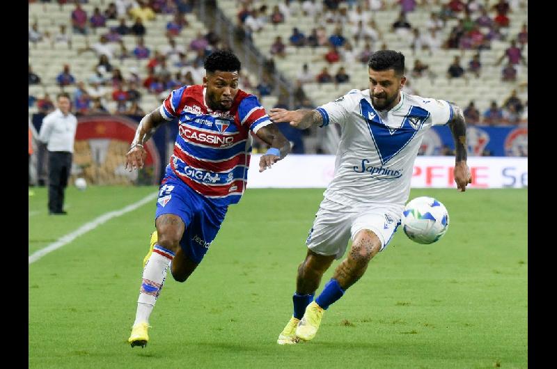 Tras el empate en Brasil Veacutelez recibe a Fortaleza en busca de los cuartos de final de la Copa Libertadores