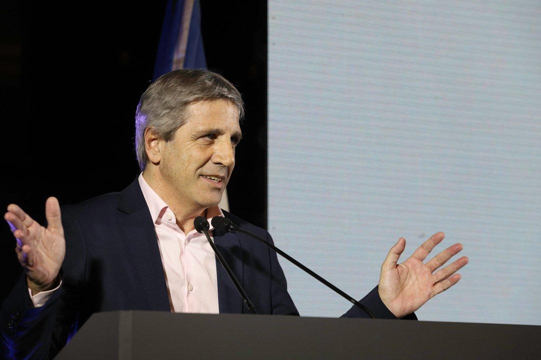 Por el pago de deuda y aguinaldo las cuentas puacuteblicas tuvieron deacuteficit en julio por  168500 millones