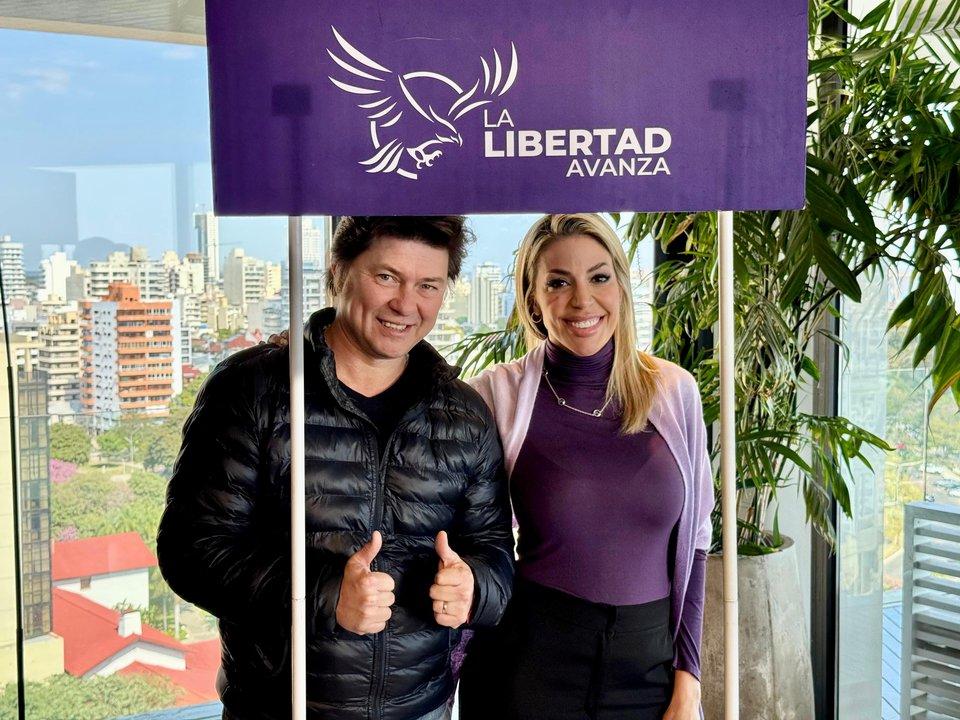 Lisandro Almiroacuten presentoacute a Virginia Gallardo como candidata de La Libertad Avanza en Corrientes