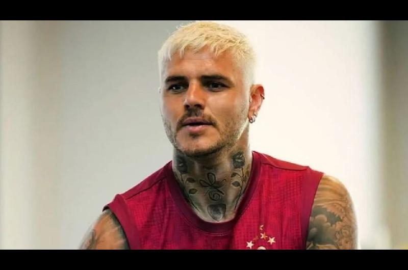 Duro reveacutes para Mauro Icardi- fue declarado deudor alimentario y embargariacutean la Casa de los suentildeos