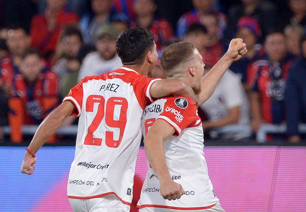 Coacutemo ver en vivo Estudiantes vs Cerro Portentildeo por la Copa Libertadores- horario y formaciones