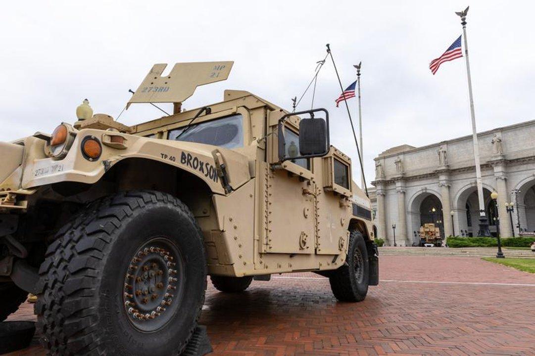 Llegan a Washington refuerzos de la Guardia Nacional procedentes de todo el paiacutes