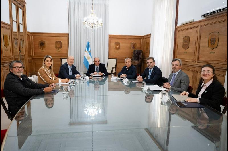 Guillermo Francos encabeza una nueva reunioacuten del Consejo de Mayo con eje en educacioacuten
