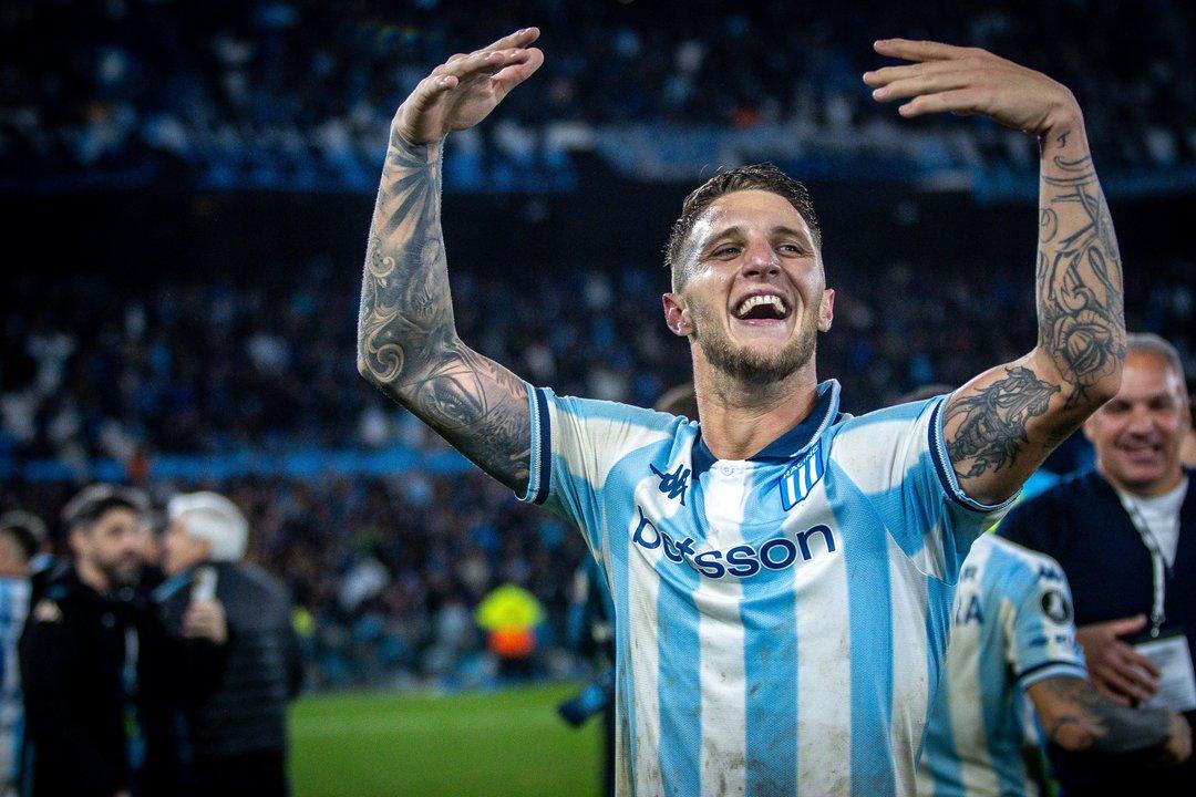 Franco Pardo de marcar un gol agoacutenico a empujar su camioneta con los hinchas de Racing