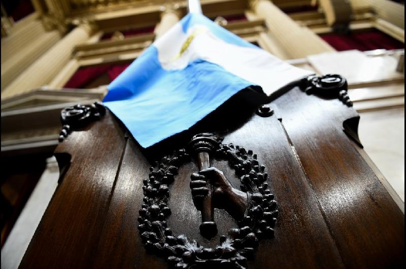 La oposicioacuten junta quorum en Diputados con la presencia de dos libertarios