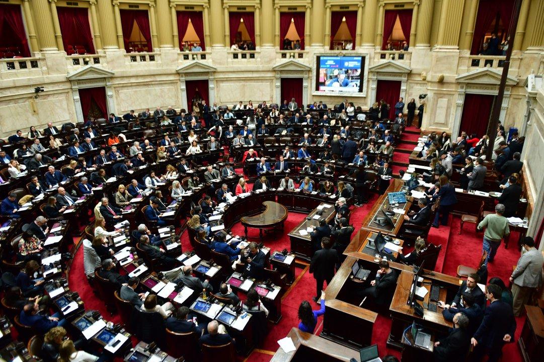 Diputados debate en el recinto el veto de Milei a la ley que aumenta los haberes de jubilados  