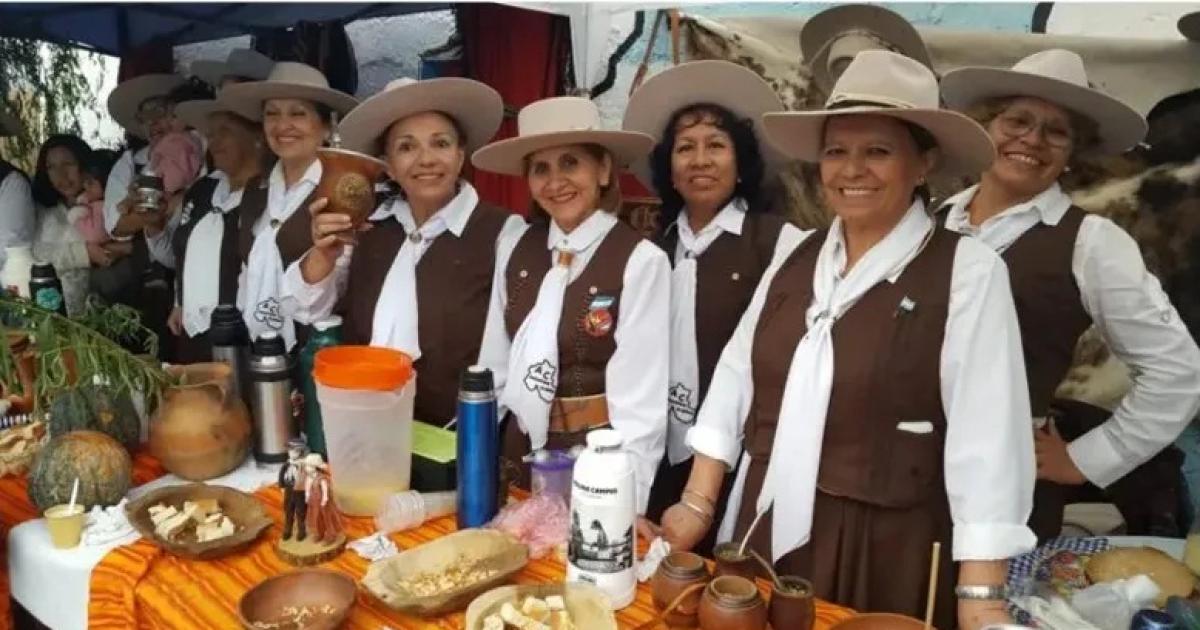 Encuentro Provincial de Mujeres Gauchas en el Cabildo