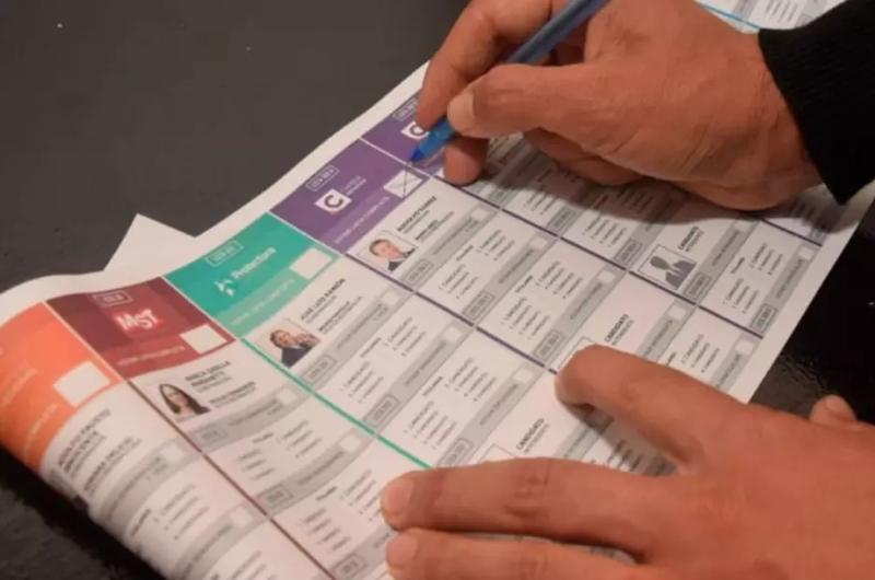 A traveacutes de un sorteo se definiraacute el orden de los frentes en octubre