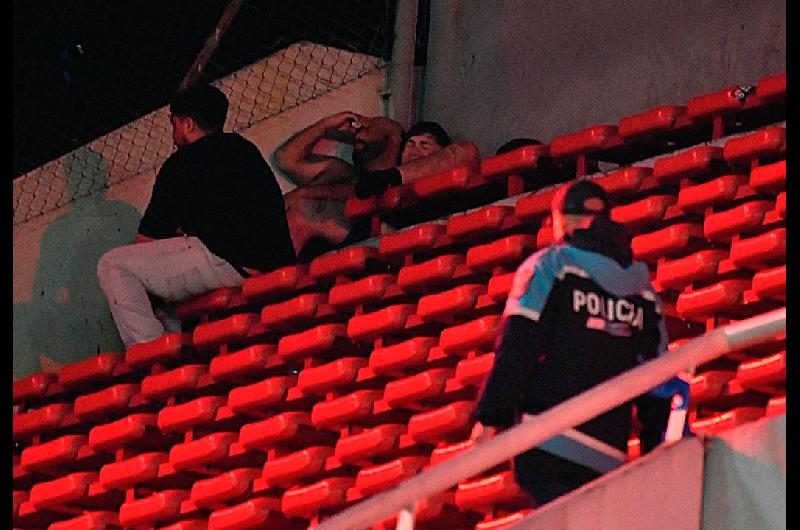 Oficial- Conmebol canceloacute el partido entre Independiente y la U de Chile por falta de seguridad