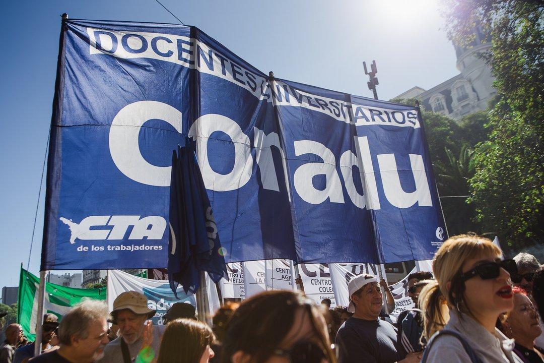 CONADU inicia un plan de lucha con protestas de 48 horas semanales hasta septiembre 