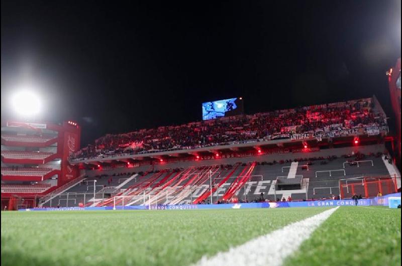 El plantel de Universidad de Chile expresoacute su dolor tras los graves incidentes en Avellaneda