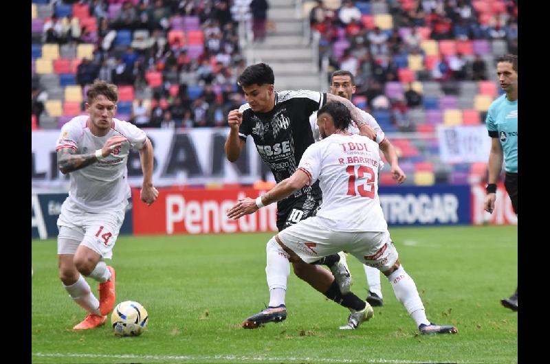 #128308Lanuacutes ndash Central Coacuterdoba EN VIVO- Minuto a minuto de la Copa Sudamericana 2025