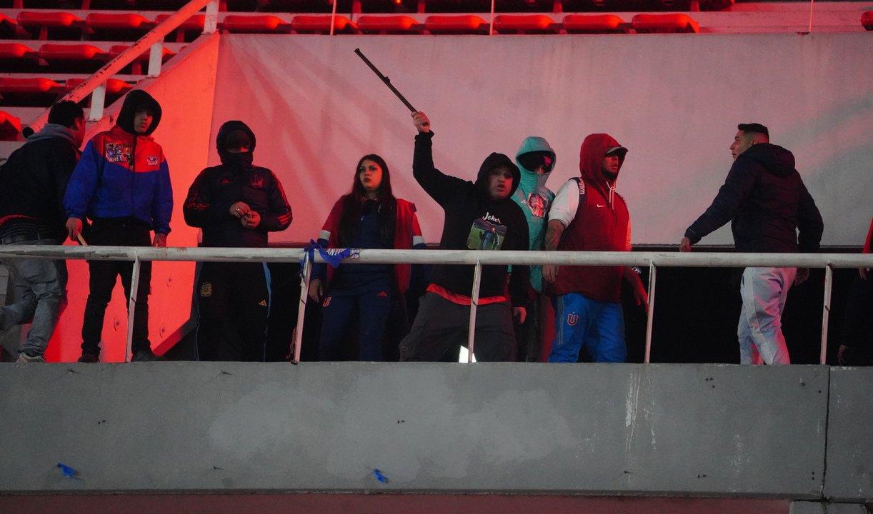 Tras el escaacutendalo Independiente no jugaraacute de local ante Platense
