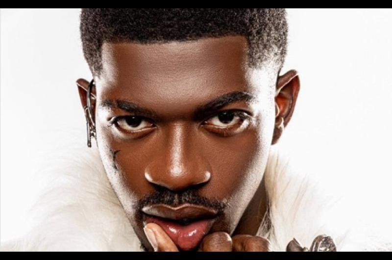 Arrestaron e internaron al rapero Lil Nas X por deambular en ropa interior por Los Aacutengeles