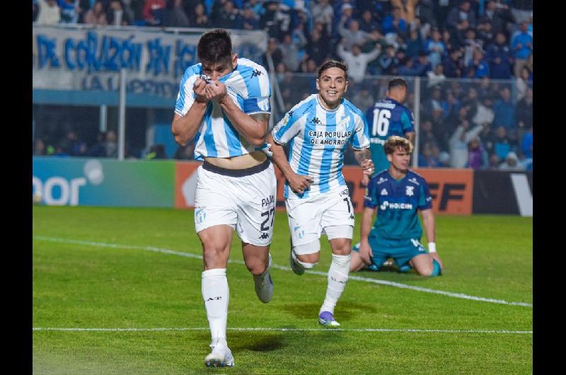 Atleacutetico Tucumaacuten goleoacute a Talleres