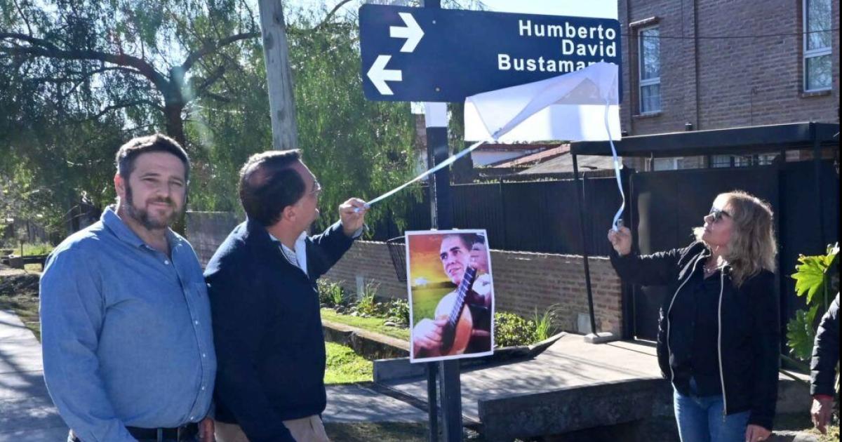 Impusieron el nombre Humberto D Bustamante a calle de Villa Jardiacuten de Reyes