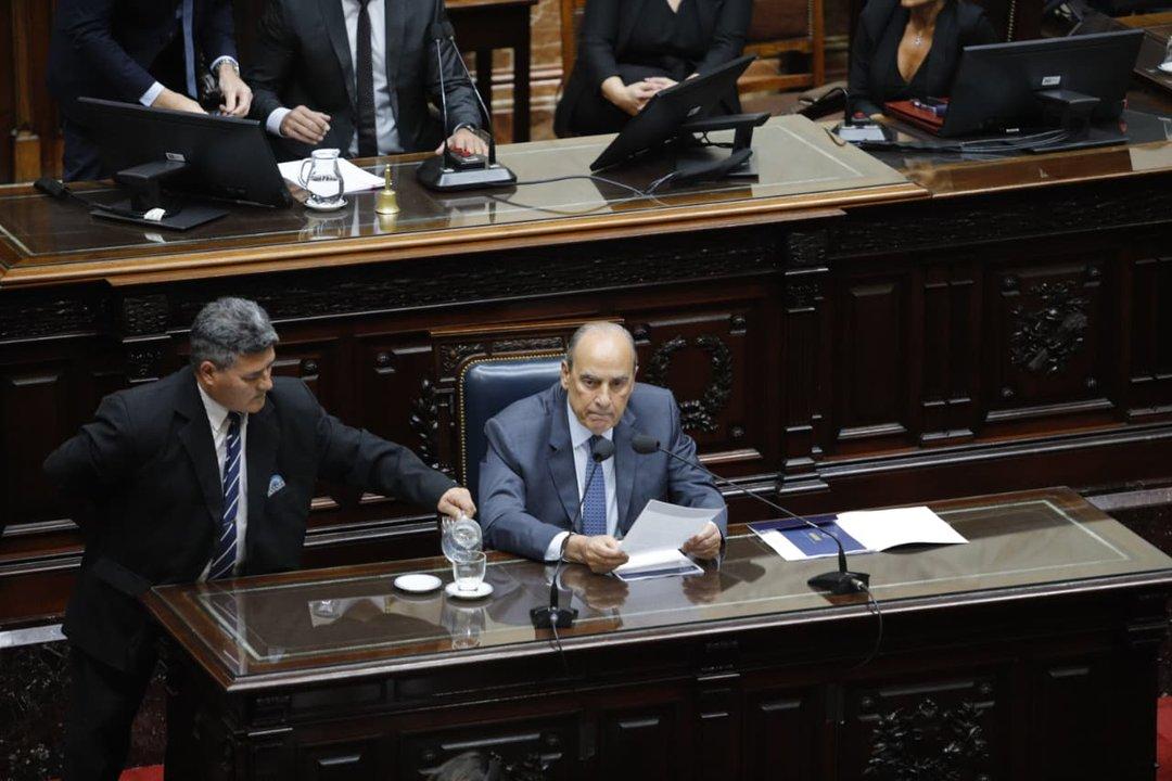 Francos- ldquoNo hay gobierno menos cruel que el que baja la pobreza y pone en movimiento la economiacuteardquo