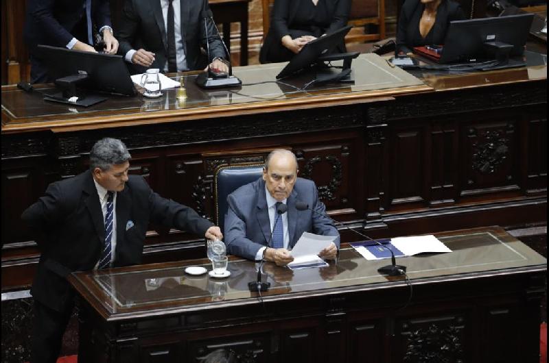 Francos- ldquoNo hay gobierno menos cruel que el que baja la pobreza y pone en movimiento la economiacuteardquo