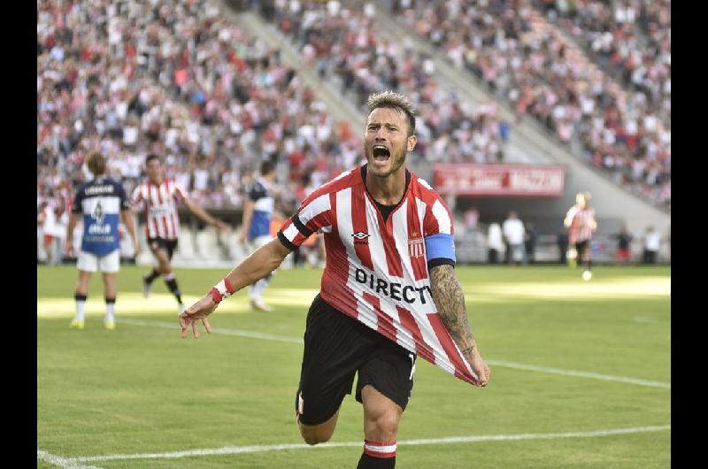 Suentildeo con ser presidente- un histoacuterico jugador de Estudiantes de La Plata encendioacute la ilusioacuten en los hinchas