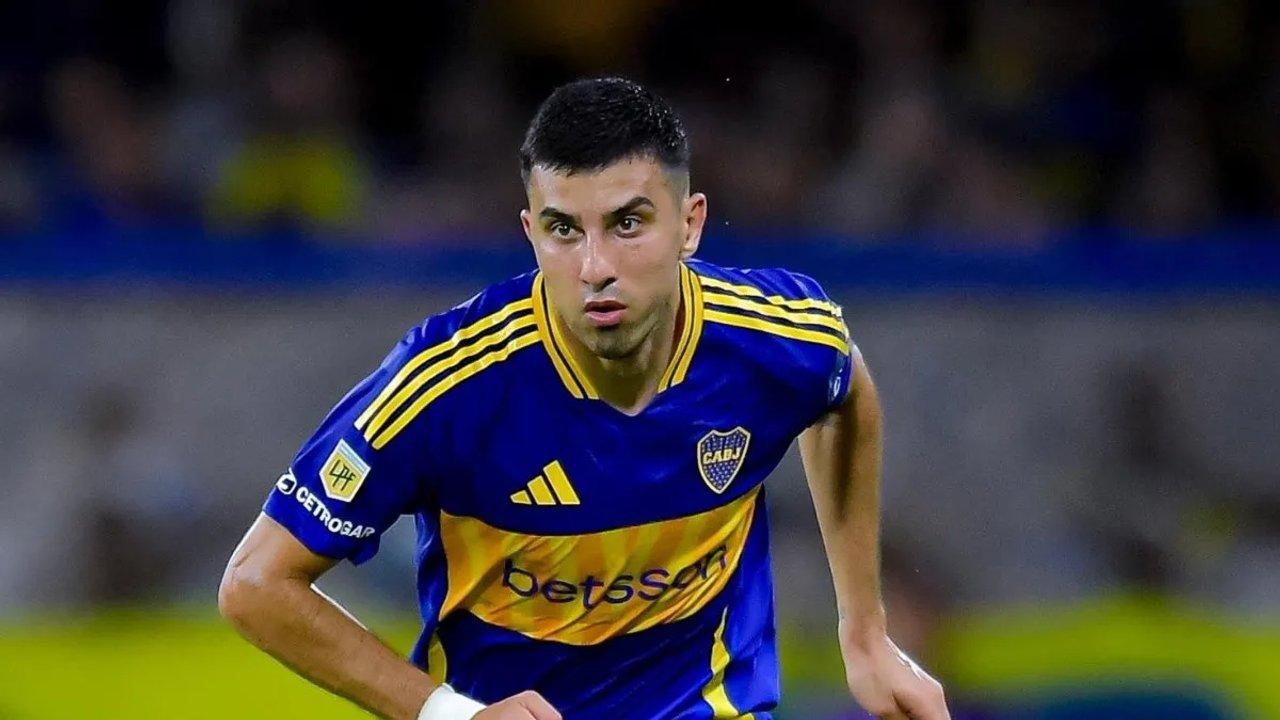 Battaglia en duda en Boca por una molestia muscular y podriacutea perderse el partido con Aldosivi