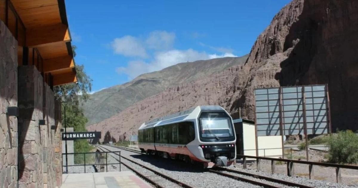 Arranca el encuentro ferroviario Latinrieles con el Tren Solar como estrella