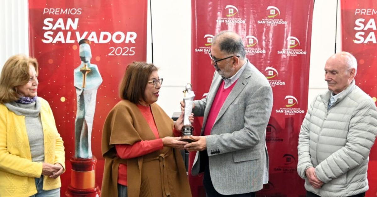 Ingeniera Mercedes Del Frari recibioacute el Premio San Salvador