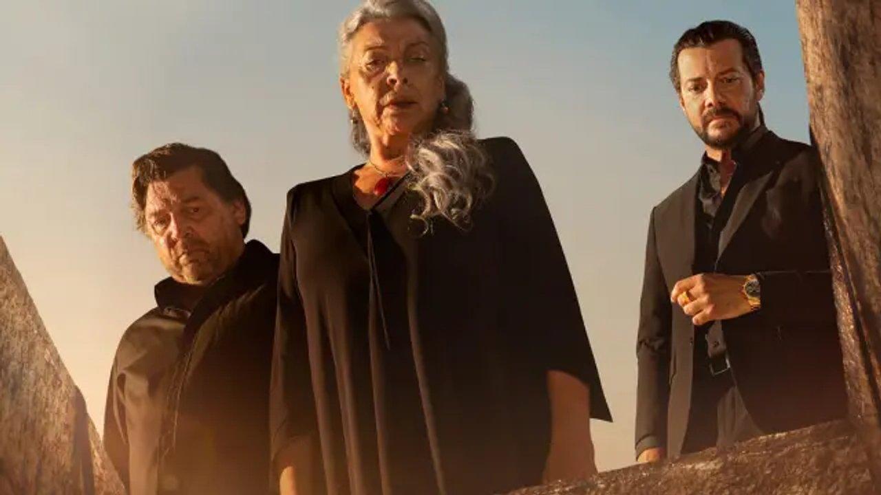A queacute hora se estrena Dos tumbas la nueva serie espantildeola de Netflix