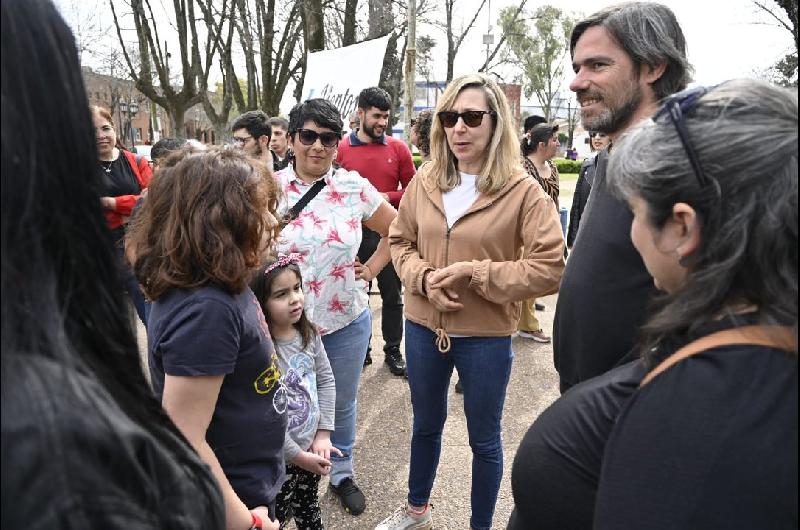 Del Cantildeo y Bregman recorrieron Guernica en la recta final de la campantildea bonaerense