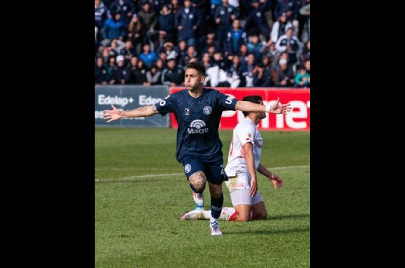 Independiente Rivadavia se llevoacute un triunfazo ante Argentinos Juniors en Mendoza por el Torneo Clausura