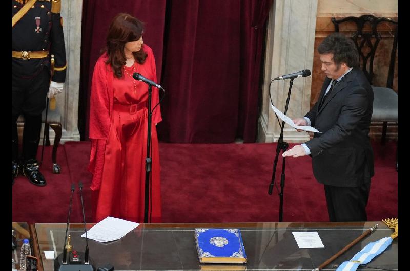 No se entiende para queacute Milei quiso ser presidente- si no cambia seraacute el jefe de una secta como la de CFK