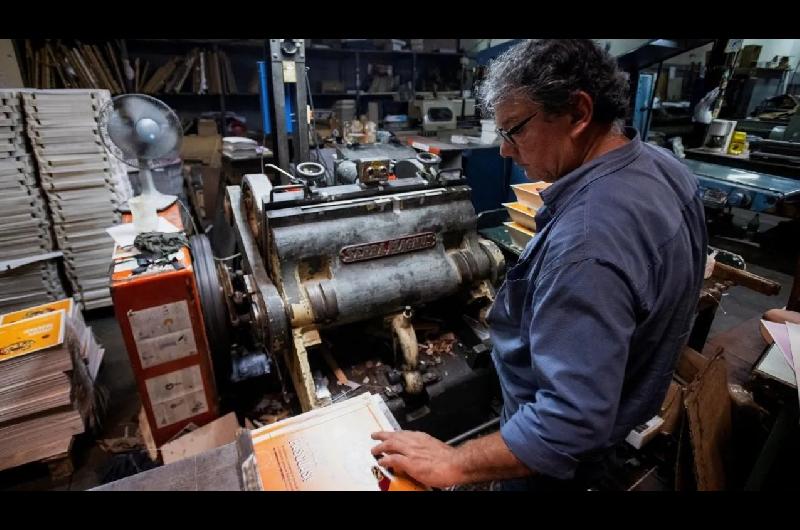 Pymes en alerta- sin creacutedito con caiacuteda del empleo y riesgo de crisis similar a 2001