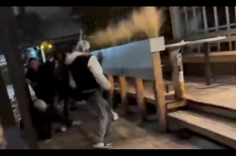 Video- golpearon y robaron a la influencer La Coqueta en Bariloche