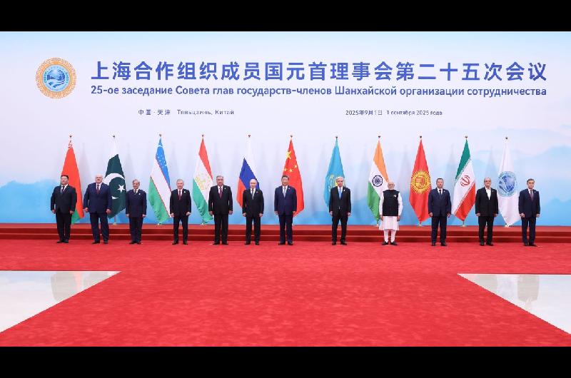 Xi elogia lazos entre China y Rusia como ejemplo de relaciones entre grandes paiacuteses