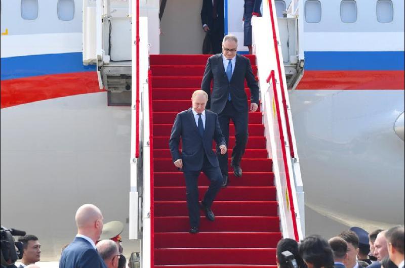 Putin dejoacute en claro que ldquoRusia no tiene la intencioacuten de atacar a ninguacuten paiacutesrdquo