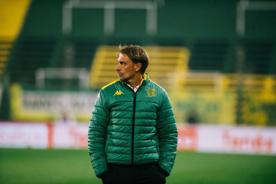 Charlier dejoacute de ser el entrenador de Aldosivi y ya tendriacutea reemplazante