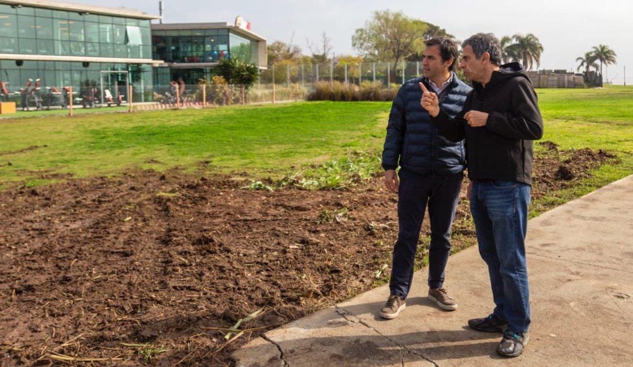 San Isidro recupera 1400 msup2 de costa y avanza en su plan de conectar el distrito con el riacuteo