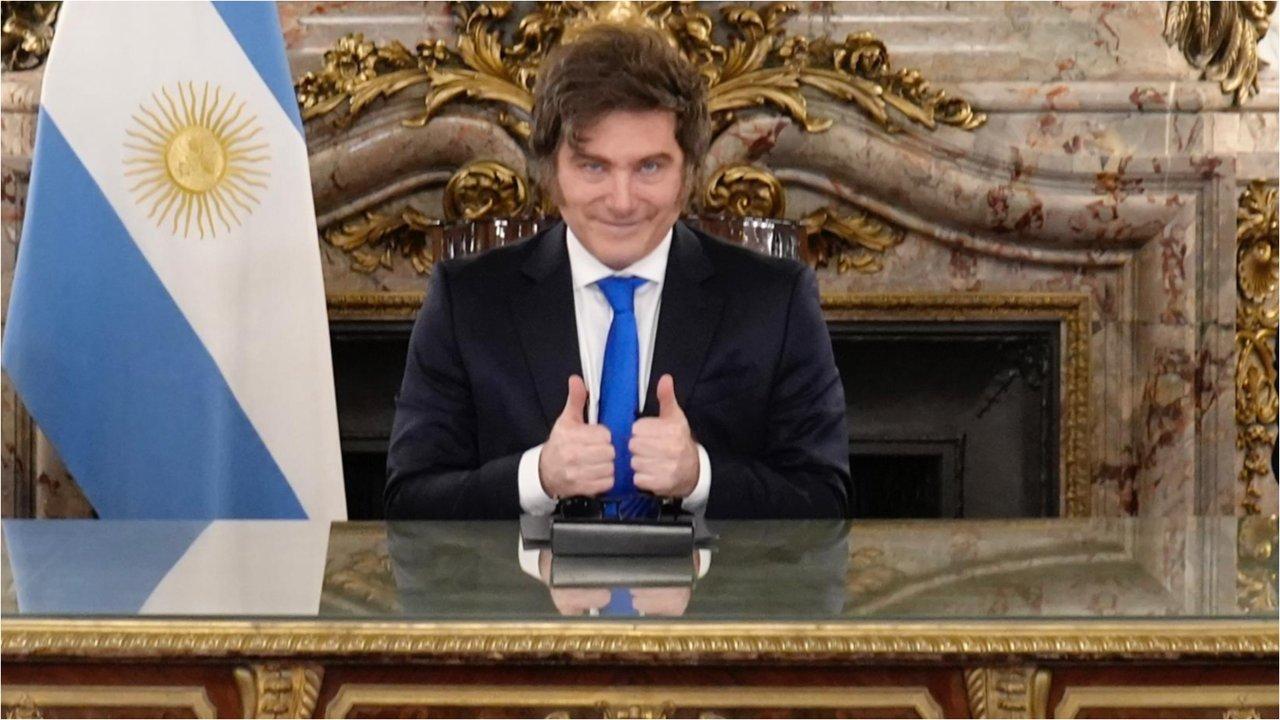 Javier Milei sobre la inmigracioacuten- Si no se adaptan a tu cultura entonces es una invasioacuten
