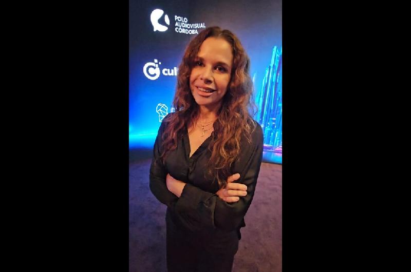 Julieta Ortega cerroacute sus apps de citas y a parte de Sex seraacute parte de ldquoEn el barrordquo