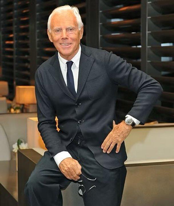 El disentildeador Giorgio Armani murioacute a los 91 antildeos