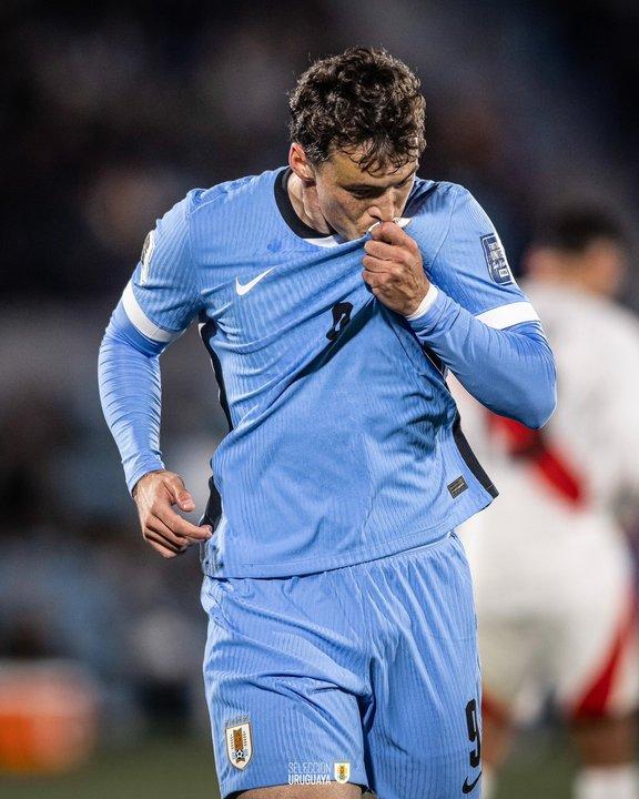 Uruguay goleoacute a Peruacute por 3 a 0 y aseguroacute su clasificacioacuten directa al Mundial 2026