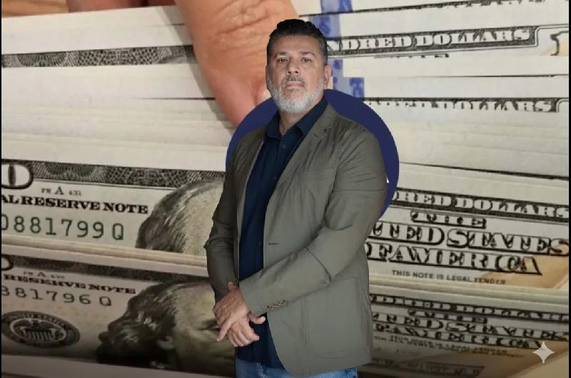 El Sentildeor Tabaco cruzoacute a Sturzenegger mientras dilata el pago a ARCA de USD 1400 millones