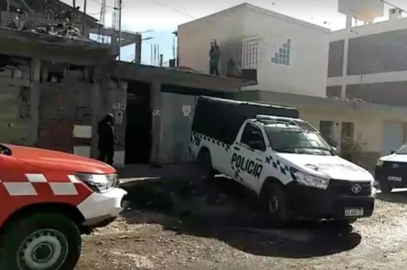 Fue apuntildealado se desvanecioacute en la calle y por el hecho hay cinco demorados