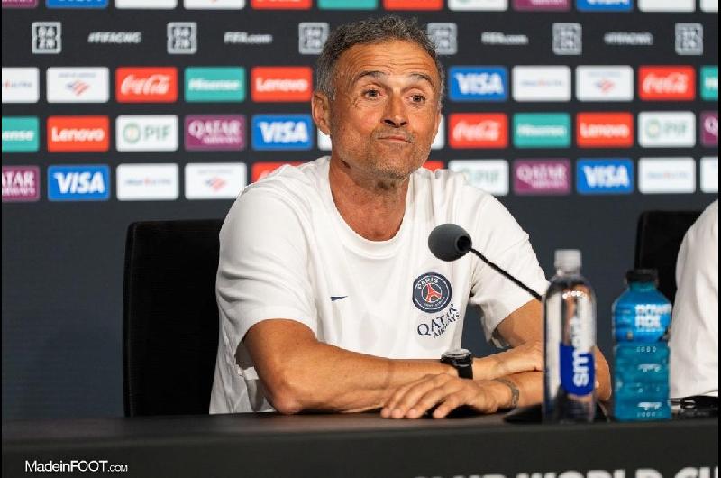Luis Enrique sufrioacute una fractura en su claviacutecula y tendraacute que ser operado